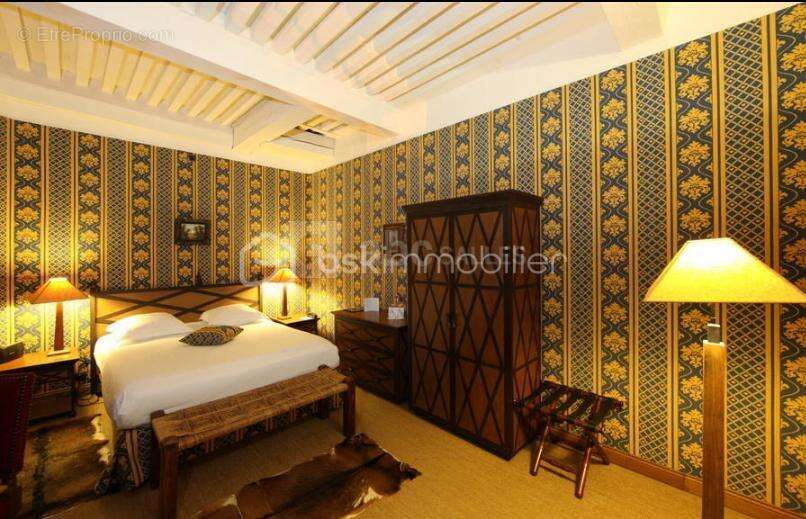 Maison à SAINT-FLOUR