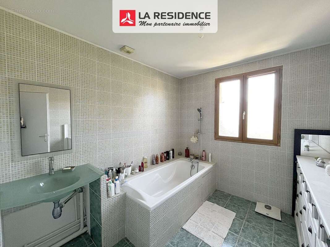 Maison à SAINT-OUEN-L&#039;AUMONE