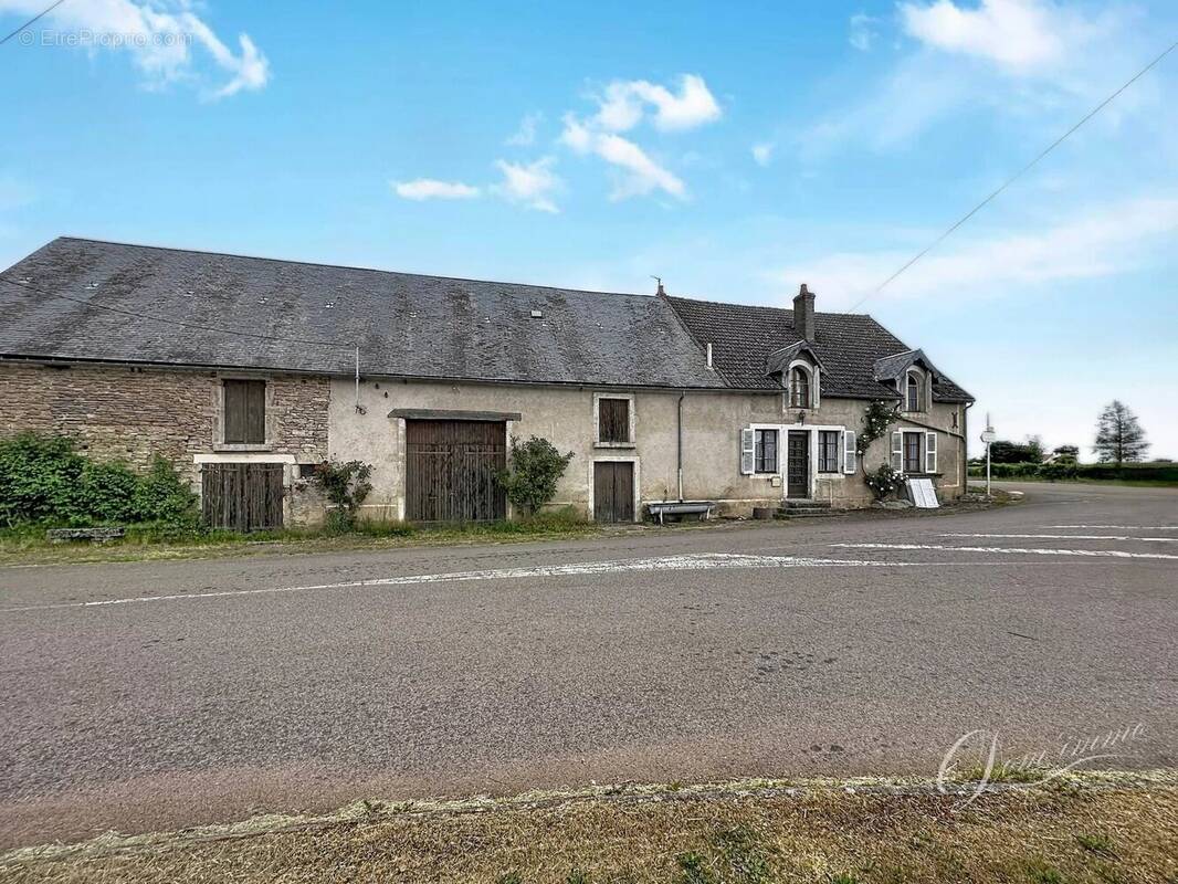 Maison à BRAZEY-EN-MORVAN