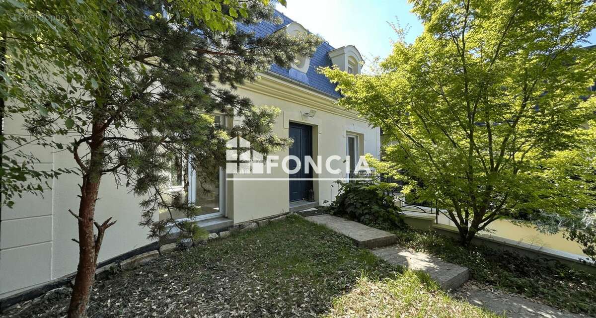 Maison à SCEAUX