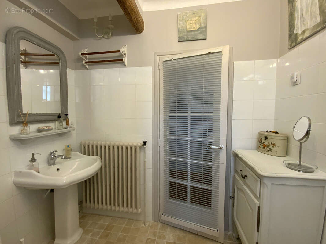Appartement place aux herbes. - photo 7