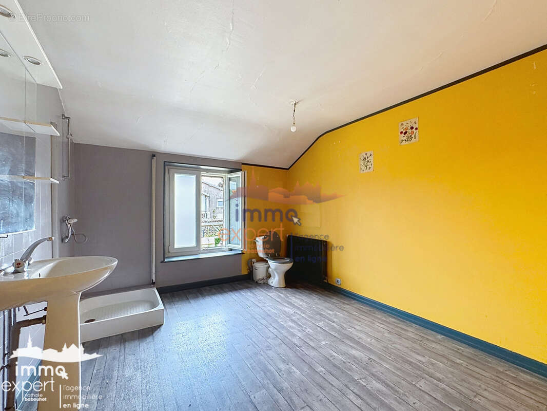 Maison de village à conforter, 7 pièces, 198 m2 - photo 10