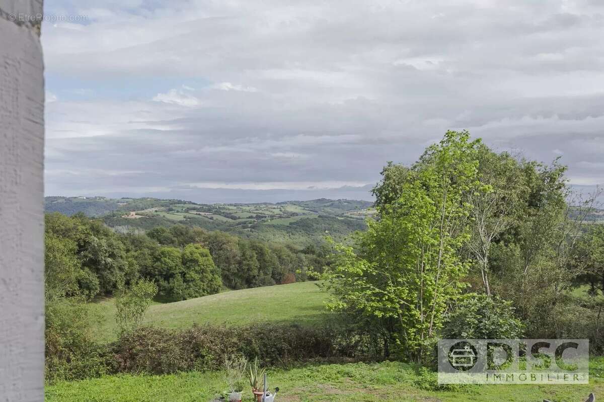 Maison à SAINT-ANDRE-DE-NAJAC
