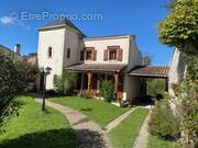 Maison à BUSSAC-SUR-CHARENTE