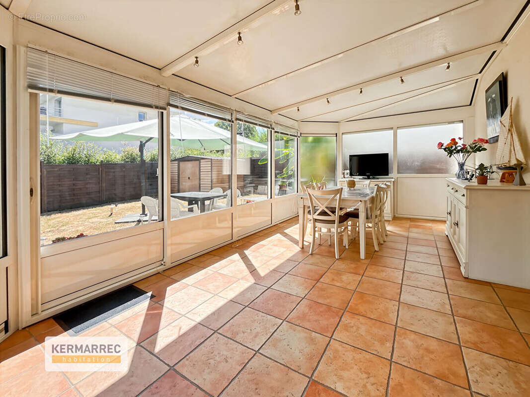 Maison à SAINT-JACQUES-DE-LA-LANDE