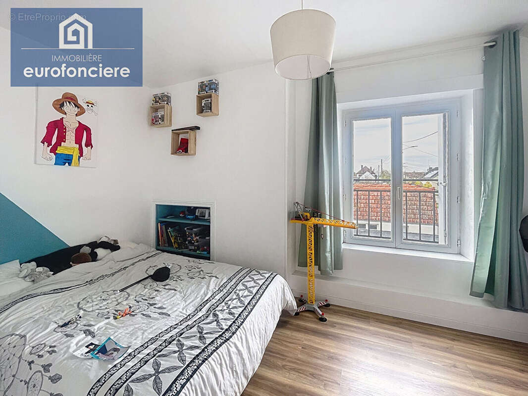 Maison à LES GRANDES-CHAPELLES