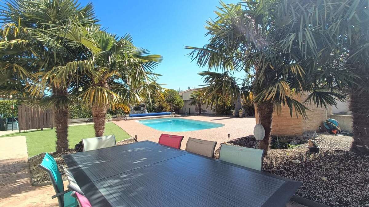 Maison à NEUVILLE-DE-POITOU