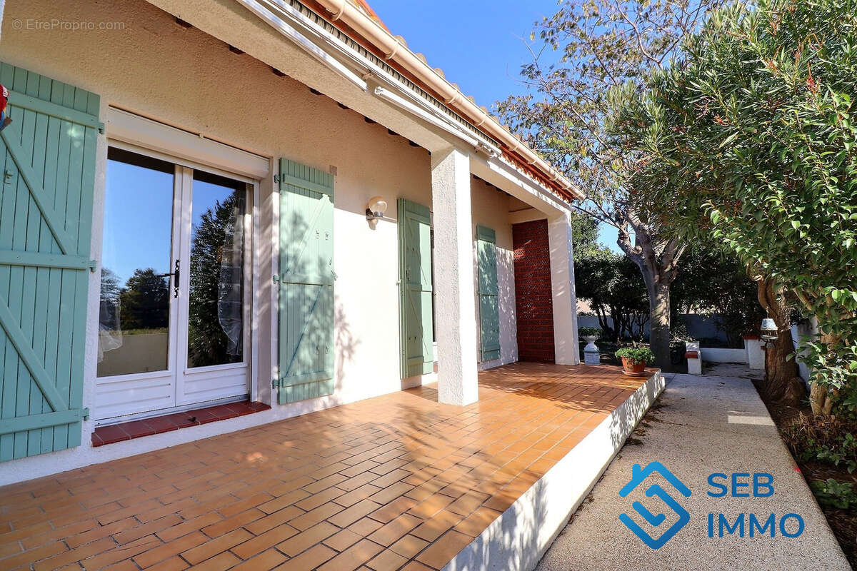 Maison à VILLELONGUE-DE-LA-SALANQUE