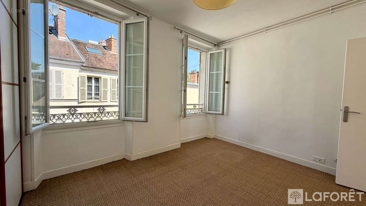 Appartement à FONTAINEBLEAU