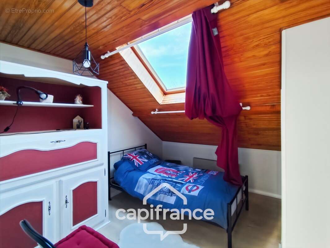 Maison à vendre 5 pièces BESSE SUR BRAYE (72)  -  Terrain 527 m²  - - photo 16