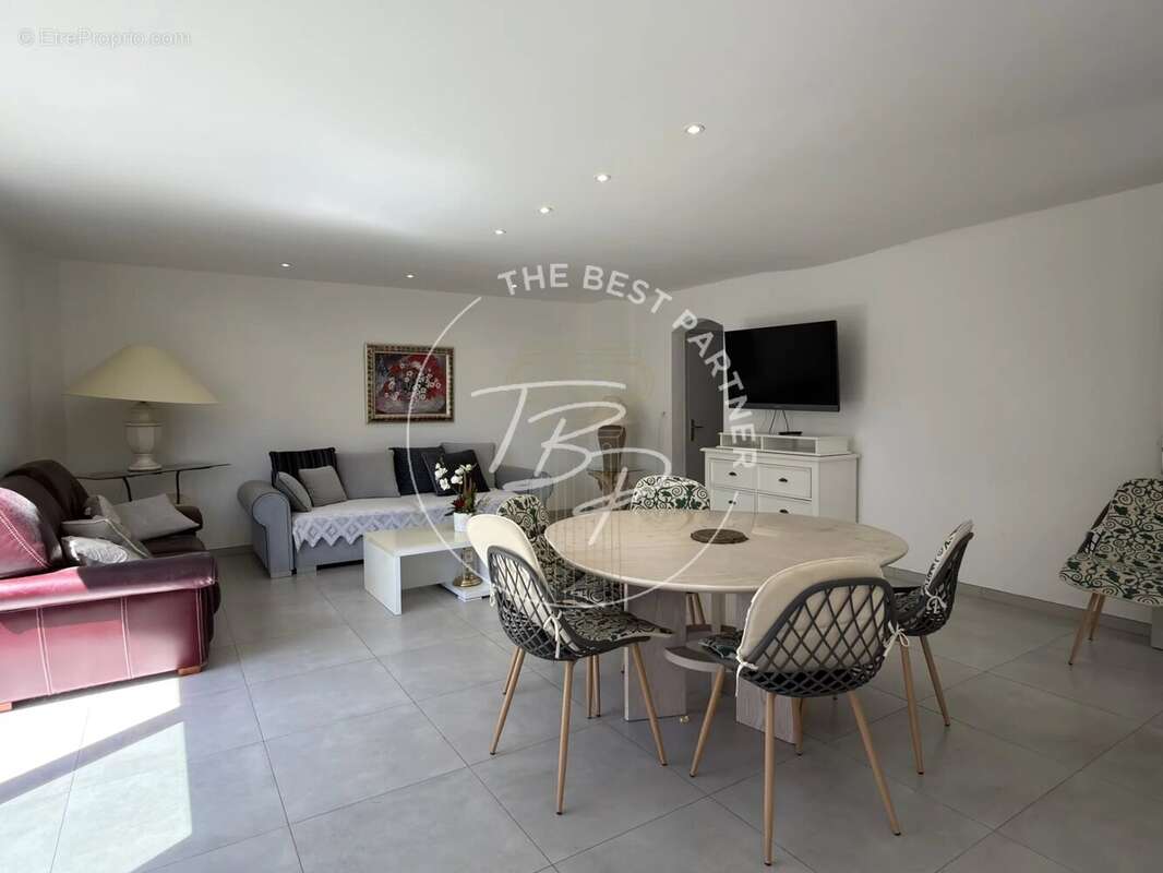 Maison à VALRAS-PLAGE