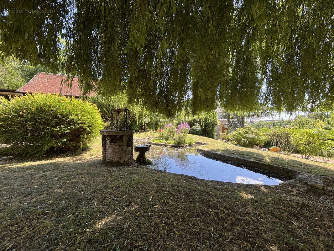 Maison à MONTREUIL-SUR-EPTE