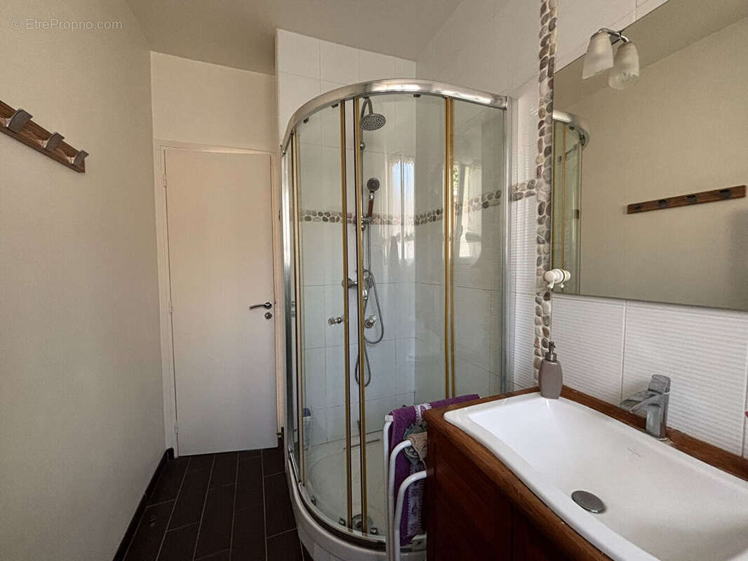 Appartement à ENGHIEN-LES-BAINS