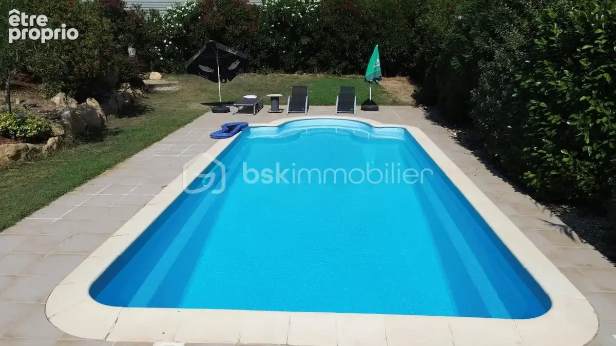 Magnifique Villa de 5 pièces , sur Saint-Chamas , au  bord de l'étang de Berre ,au calme - photo 4