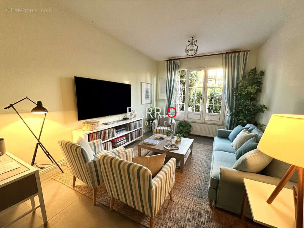 Maison à SAINT-CYPRIEN