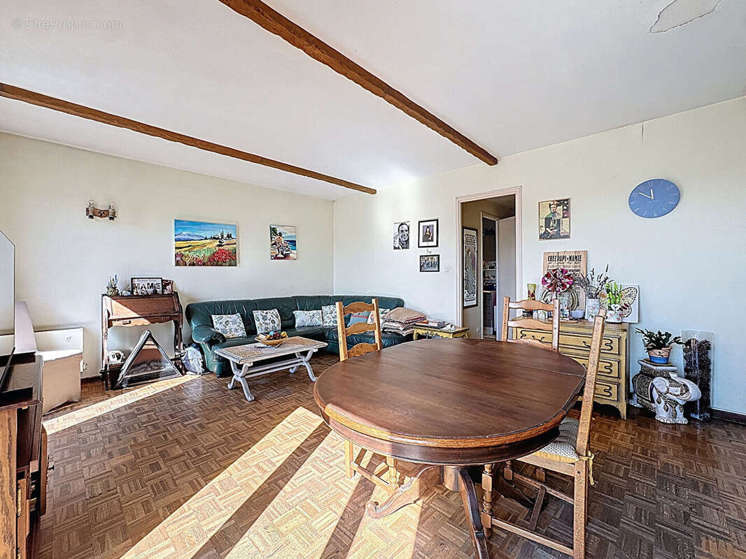 Appartement à MARSEILLE-13E