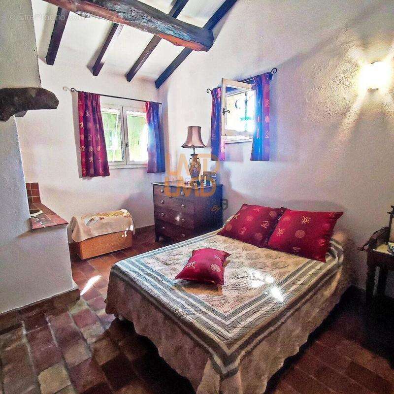 Maison à BOISSET-ET-GAUJAC