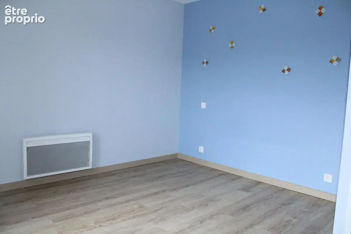 Langogne Maison  5 pièce(s) 172 m2 avec 4 chambres double garage vue dégagée - photo 4