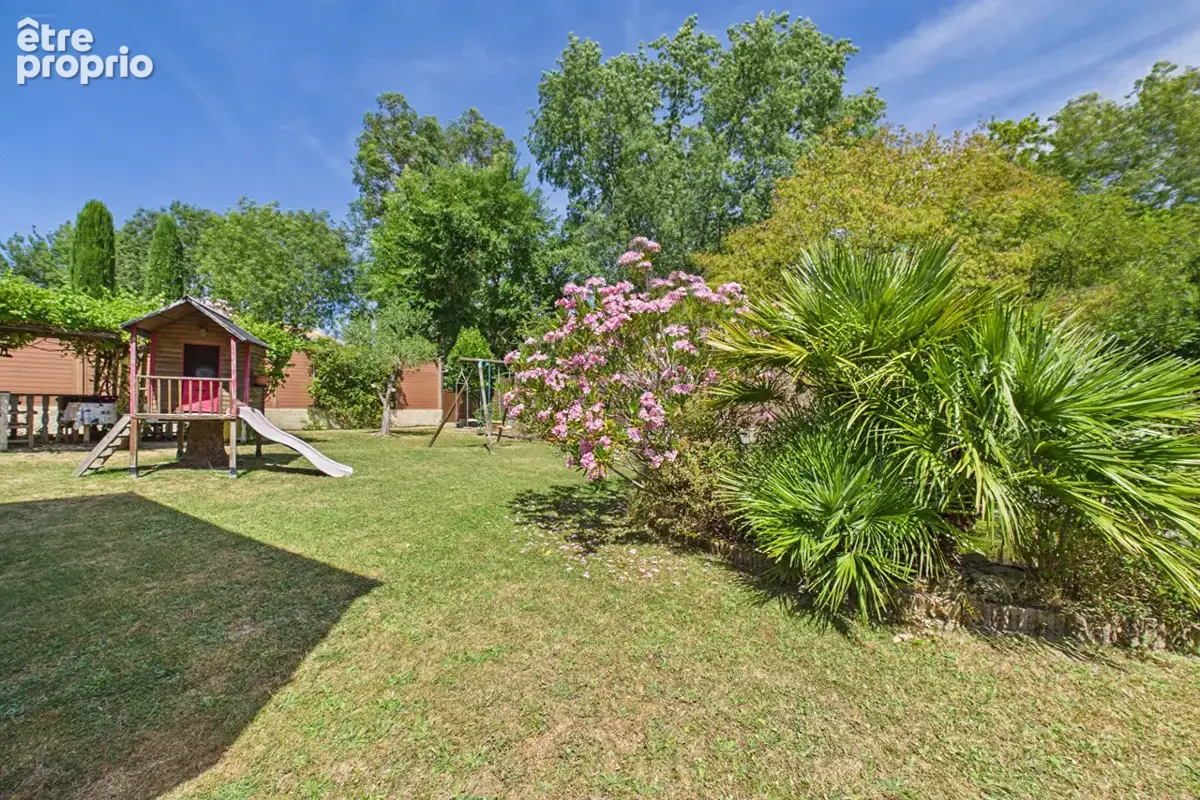 Maison 2 ch + studio - Joli jardin - 2 garages - photo 5