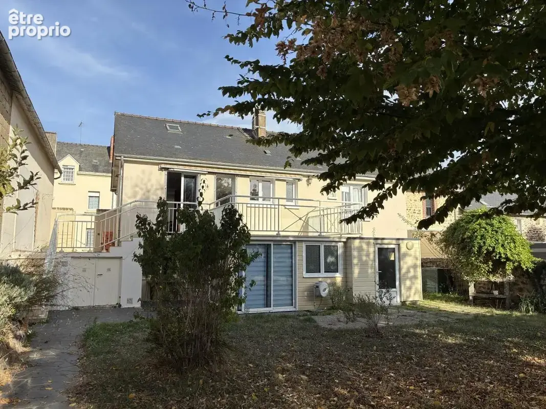 Photo Maison à Laval au prix de 146 000€