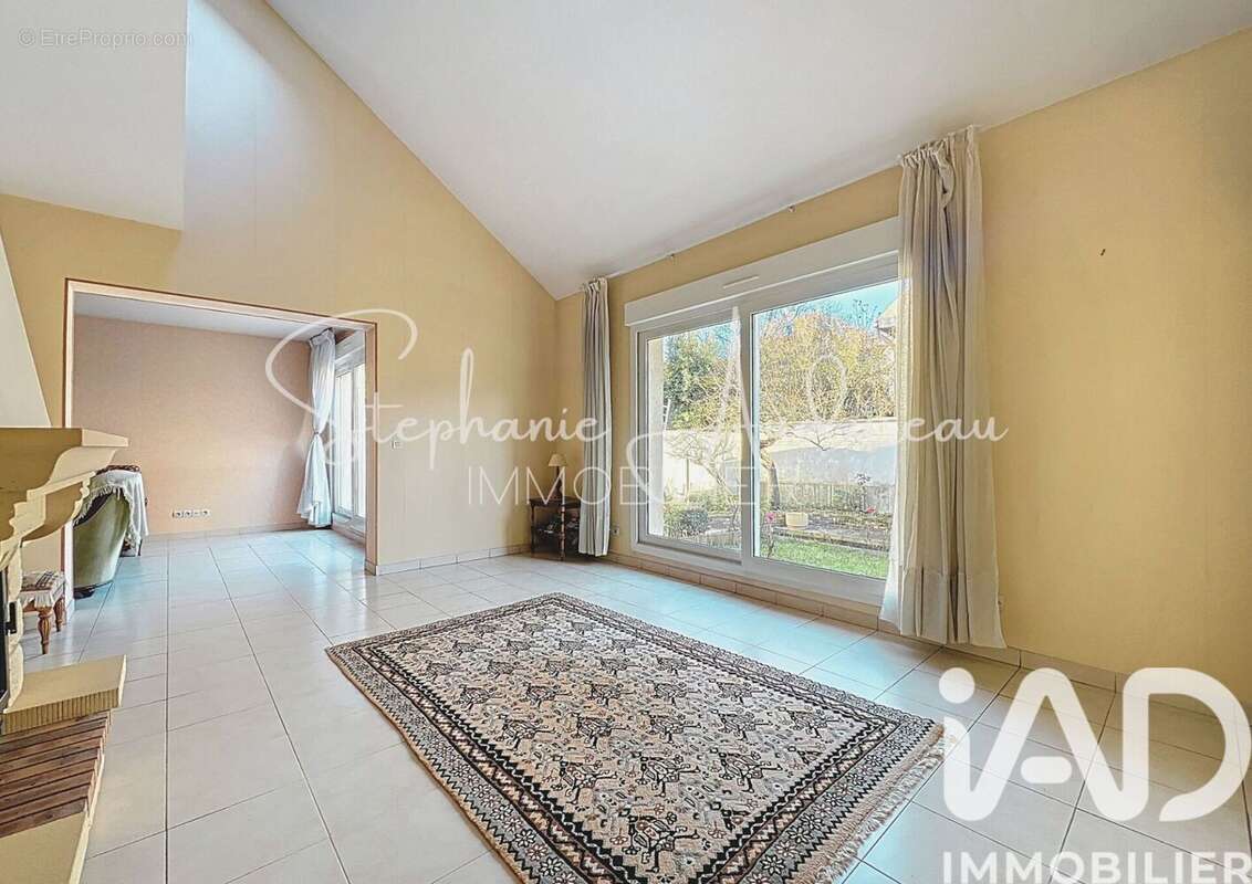 Photo 2 - Maison à L'HAY-LES-ROSES