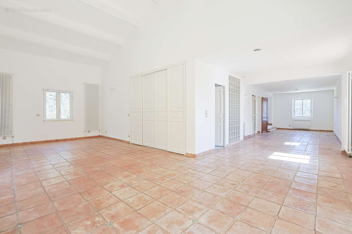 Maison à LA FARLEDE