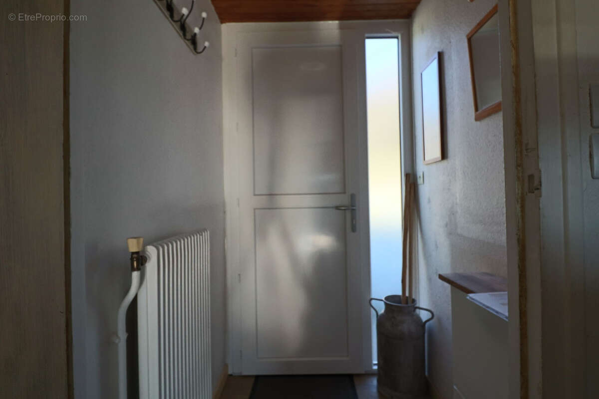 Appartement à MURAT-LE-QUAIRE