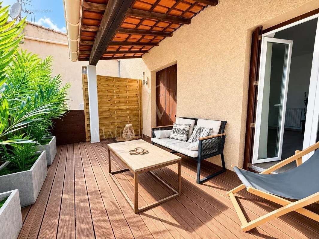 Maison de ville de 110m² avec terrasse et garage - photo 2