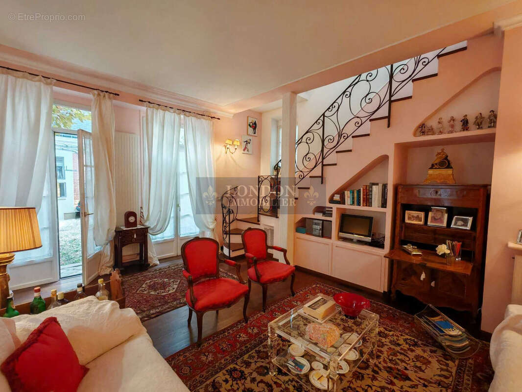 Maison à VERSAILLES