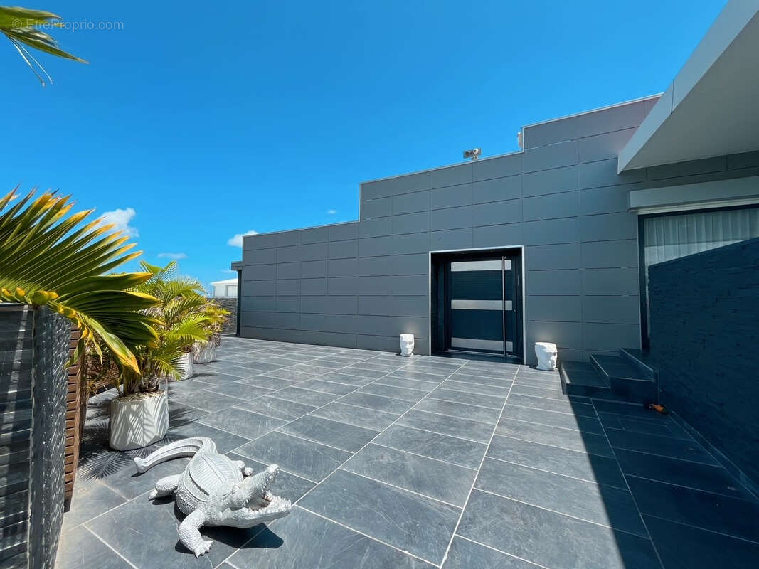 Maison à CASE-PILOTE