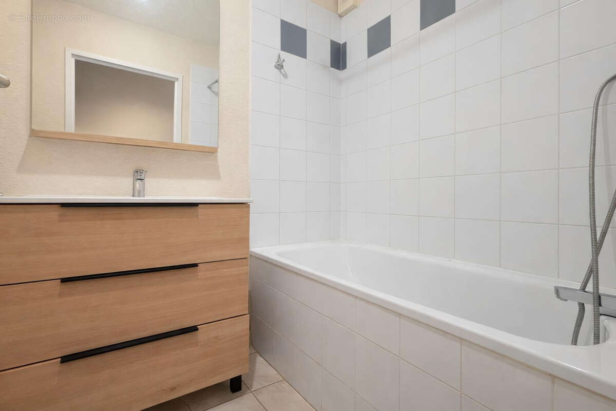 Appartement à CARCASSONNE