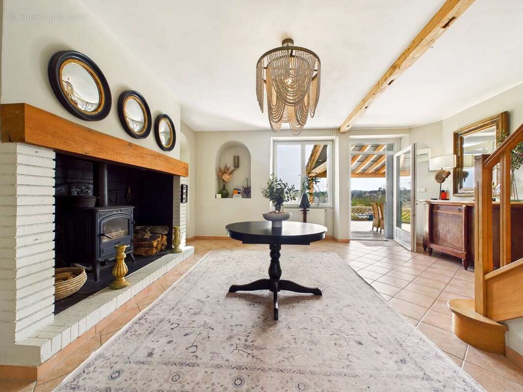 Maison à MONFLANQUIN