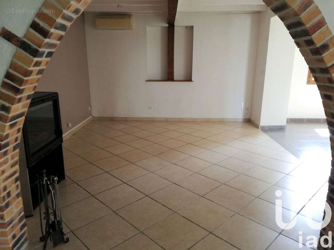 Maison 114 m² à Saint-Gervais-En-Valliere  - photo 7