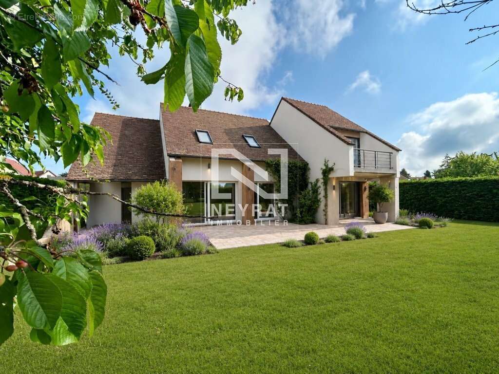 Maison à SENNECEY-LE-GRAND