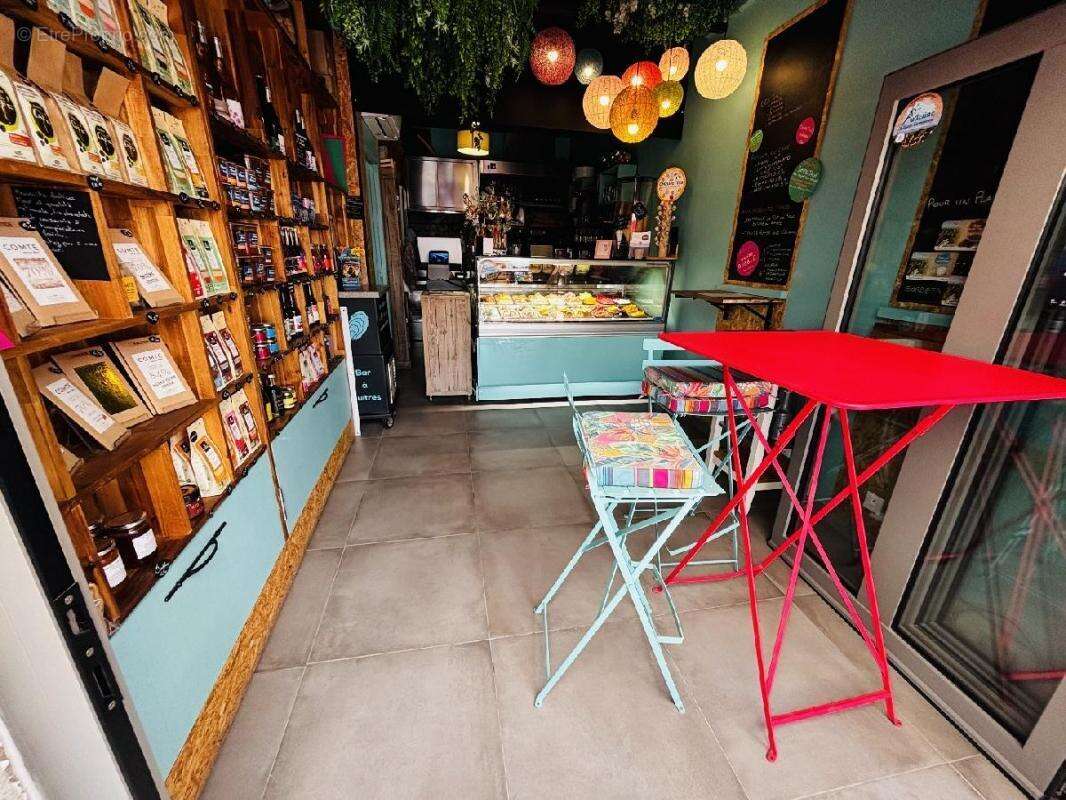 Commerce à BOUZIGUES