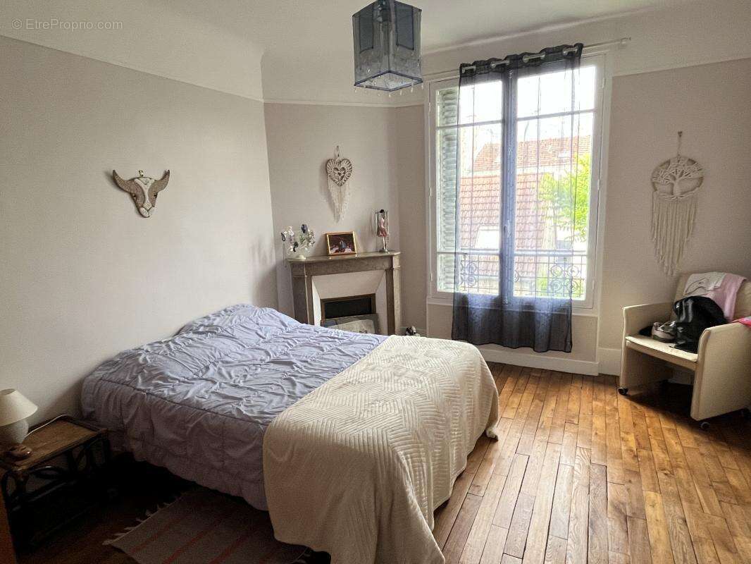 Maison 150 m² à Gennevilliers  - photo 6