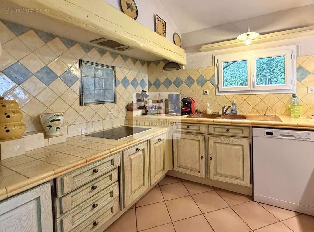 Maison à BAGNOLS-SUR-CEZE