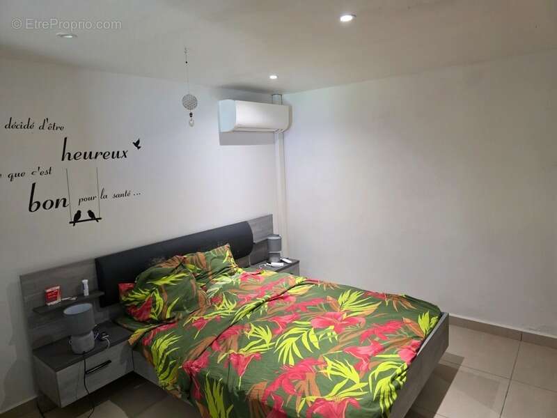 Maison à BAIE-MAHAULT