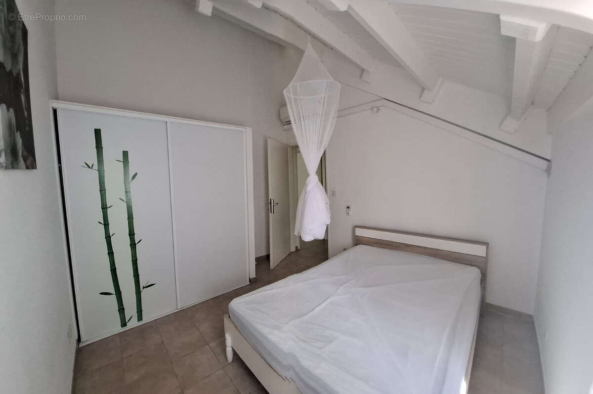 Appartement à GOURBEYRE