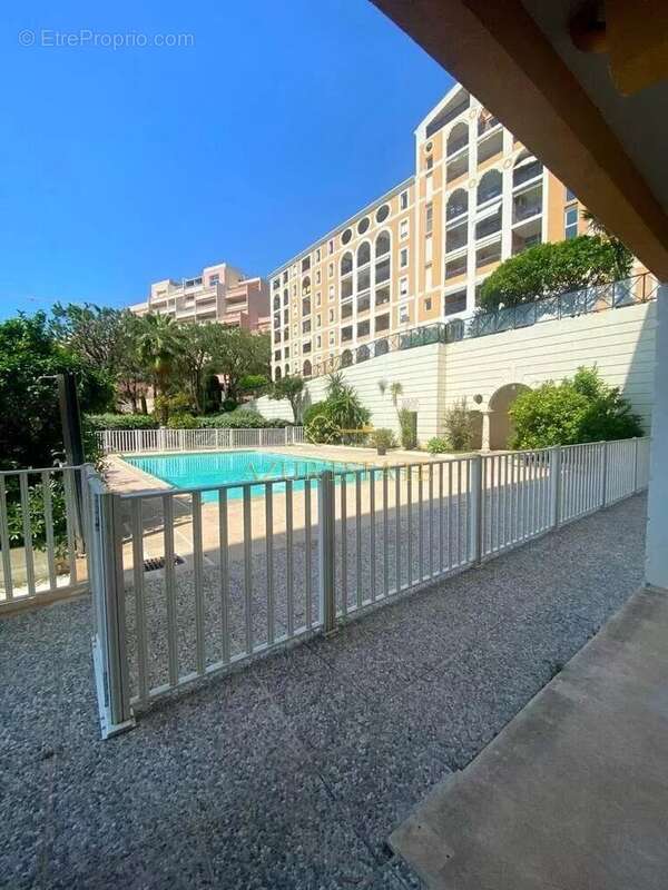 Appartement à BEAUSOLEIL