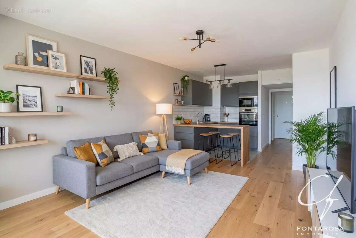 Appartement à FREJUS