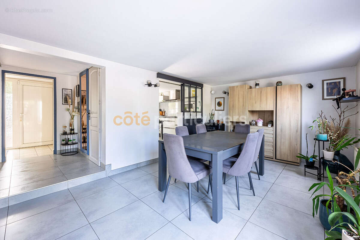 Bouguenais les couets -- maison -- 121 m2 -- 4 chambres -- piscine -- garage -- dépendance - photo 6