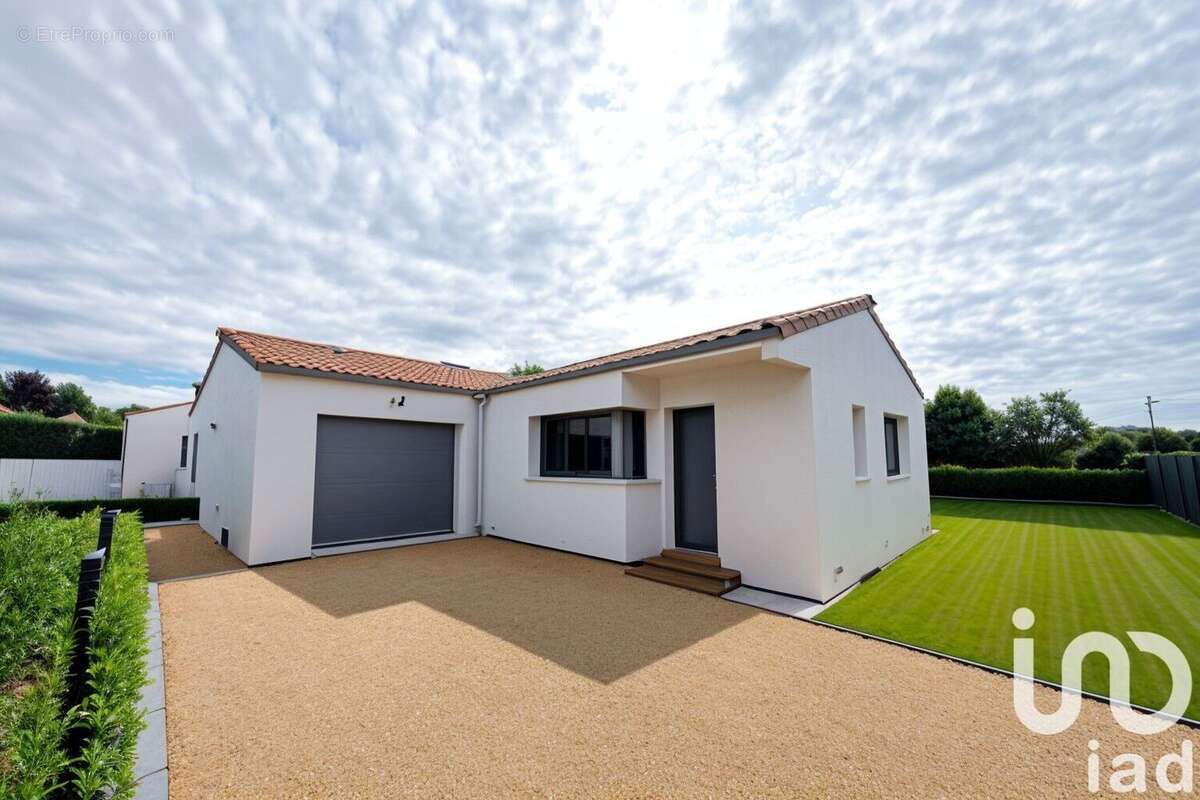 Photo 8 - Maison à LANDERONDE