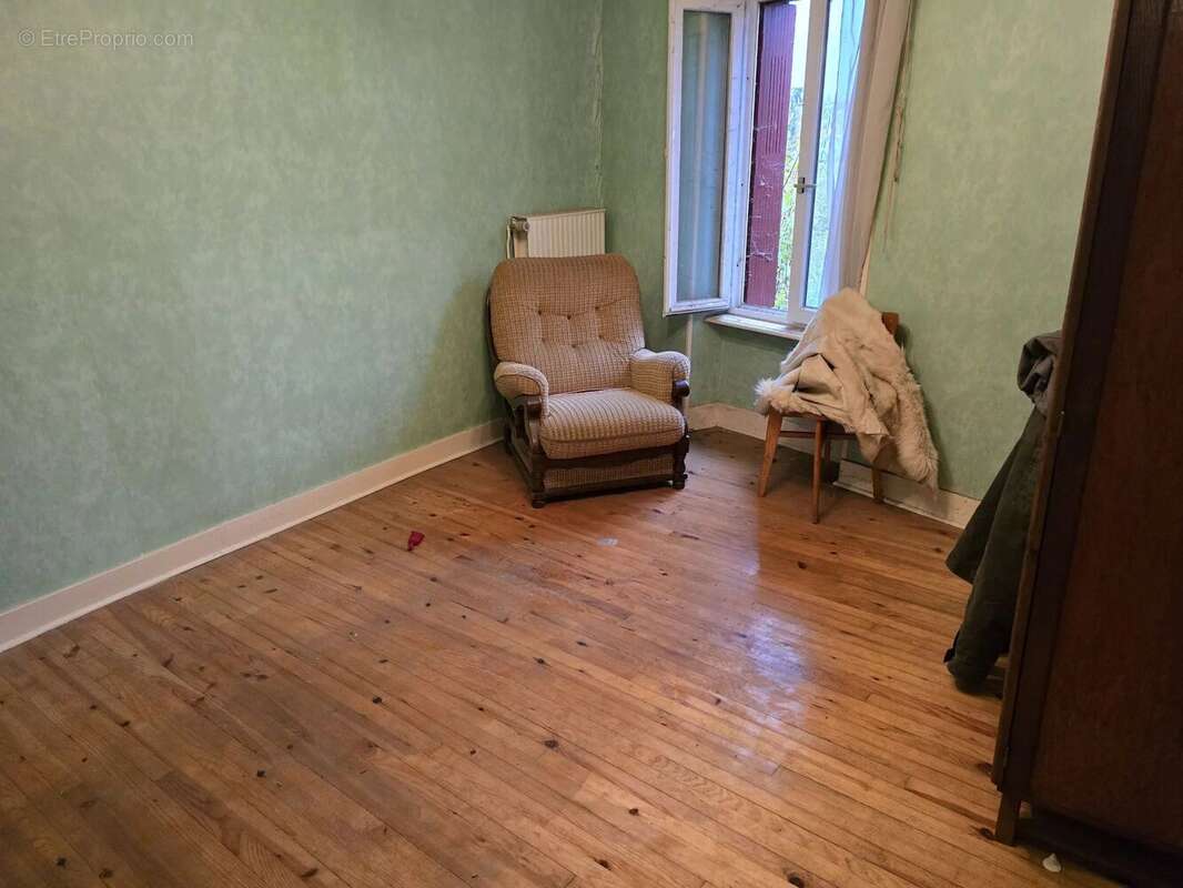 Maison à BRASSAC-LES-MINES