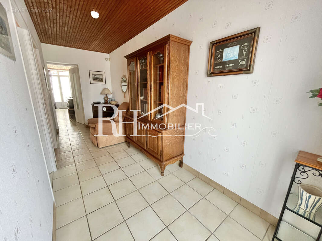 Maison T3 - La Gachère - photo 3