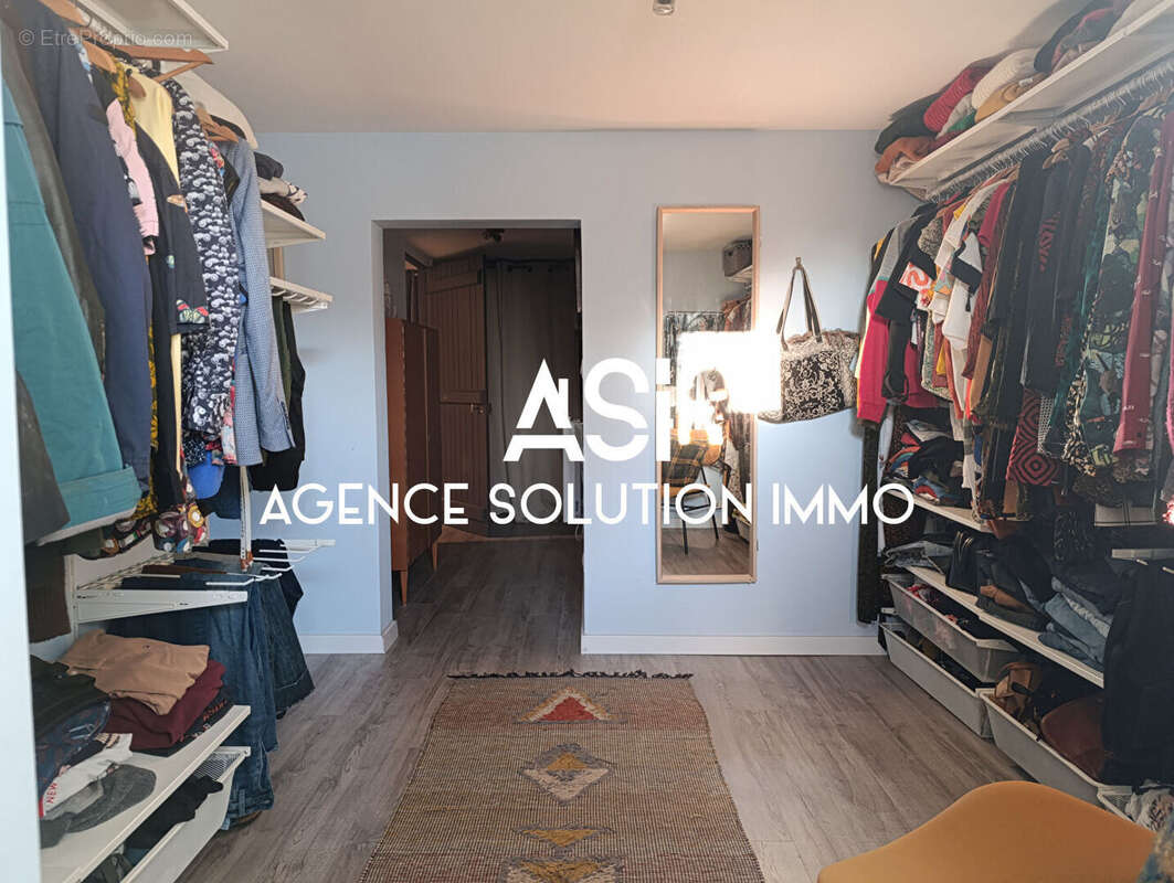 Maison à VILLAINES-LA-JUHEL