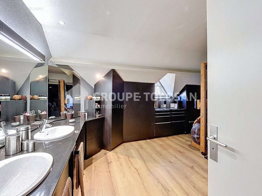 Maison à CASTELGINEST