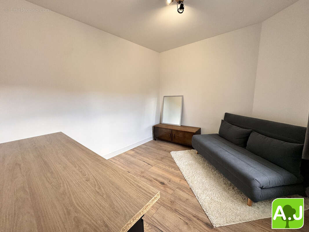 Appartement à IVRY-LA-BATAILLE