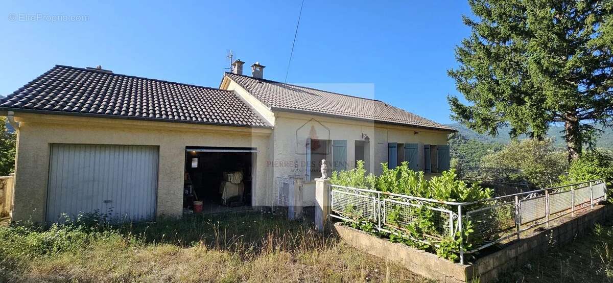 Maison à SAINT-PRIVAT-DE-VALLONGUE