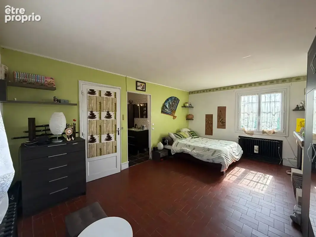 Maison lumineuse avec suite parentale indépendante, sous-sol total, véranda & jardin clos 509 m² ? Proche gare, écoles et commer - photo 7